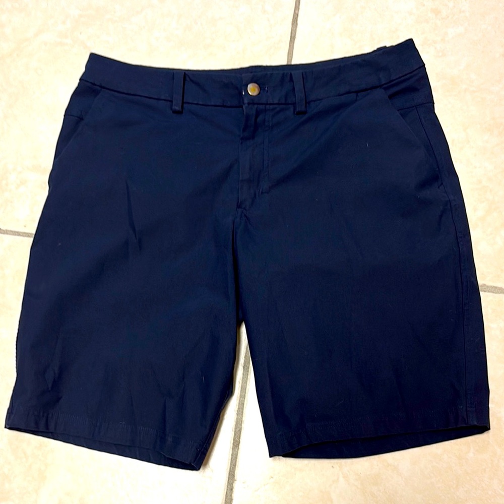 Men’s navy Lululemon shorts